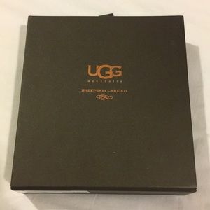 UGG sheepskin care kit